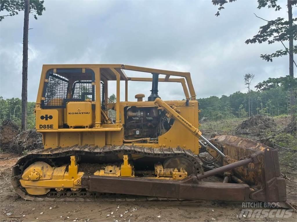 CAT D85E Pásové dozery
