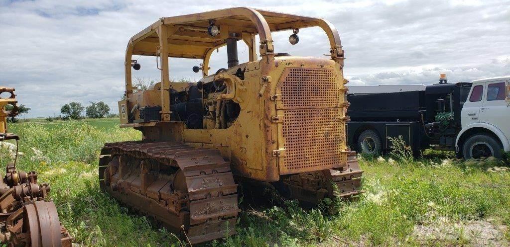 CAT D8H Pásové dozery