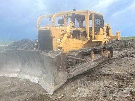 CAT D8H Pásové dozery