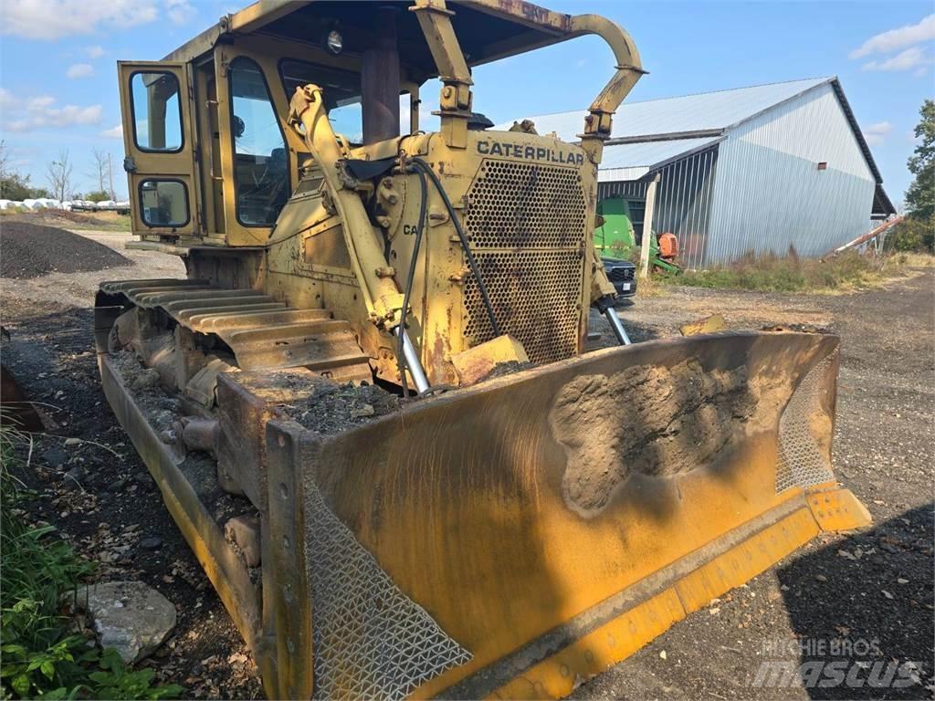 CAT D8H Pásové dozery