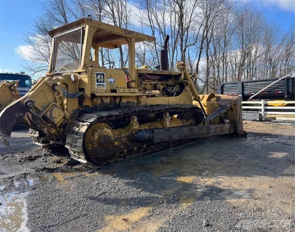CAT D8H Pásové dozery