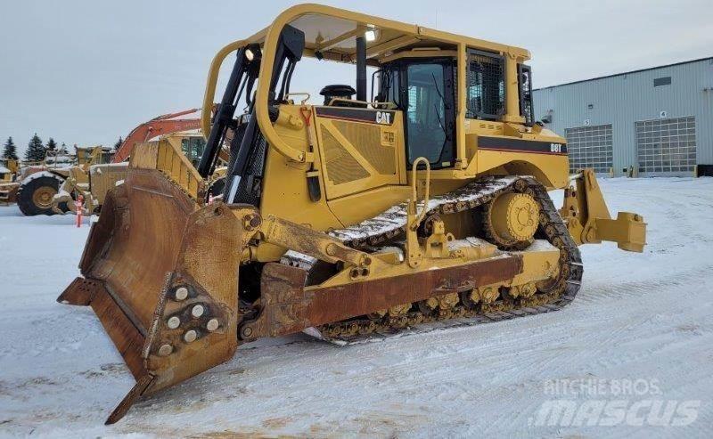CAT D8T Pásové dozery