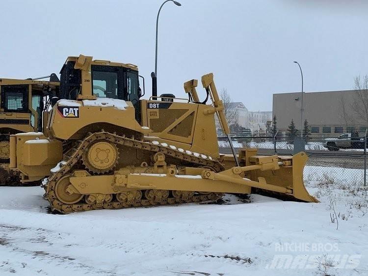 CAT D8T Pásové dozery