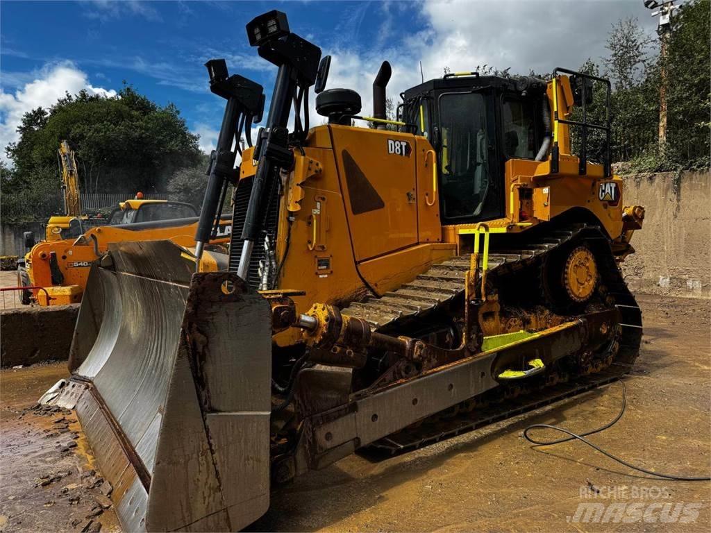 CAT D8T Pásové dozery