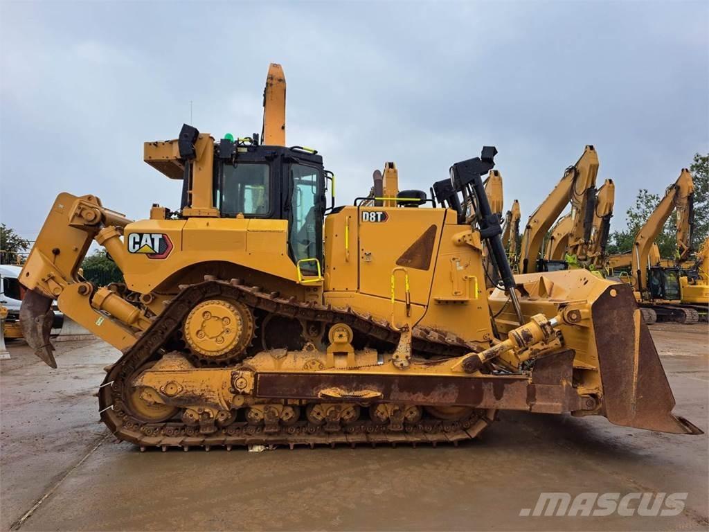 CAT D8T Pásové dozery
