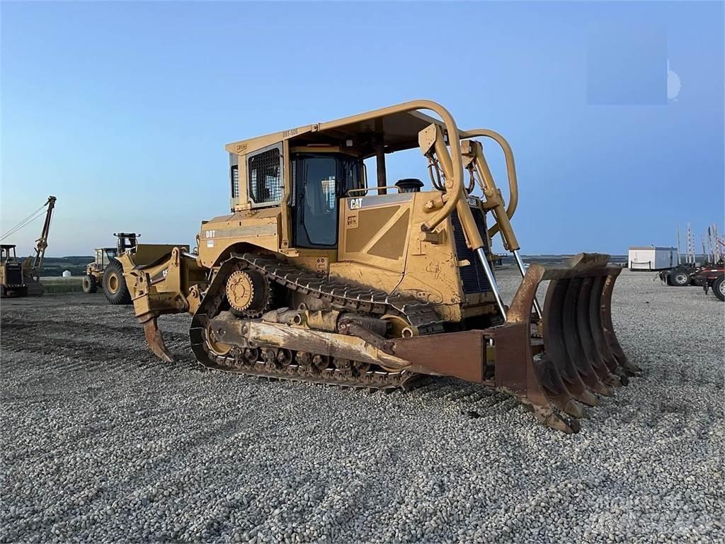 CAT D8T A Pásové dozery