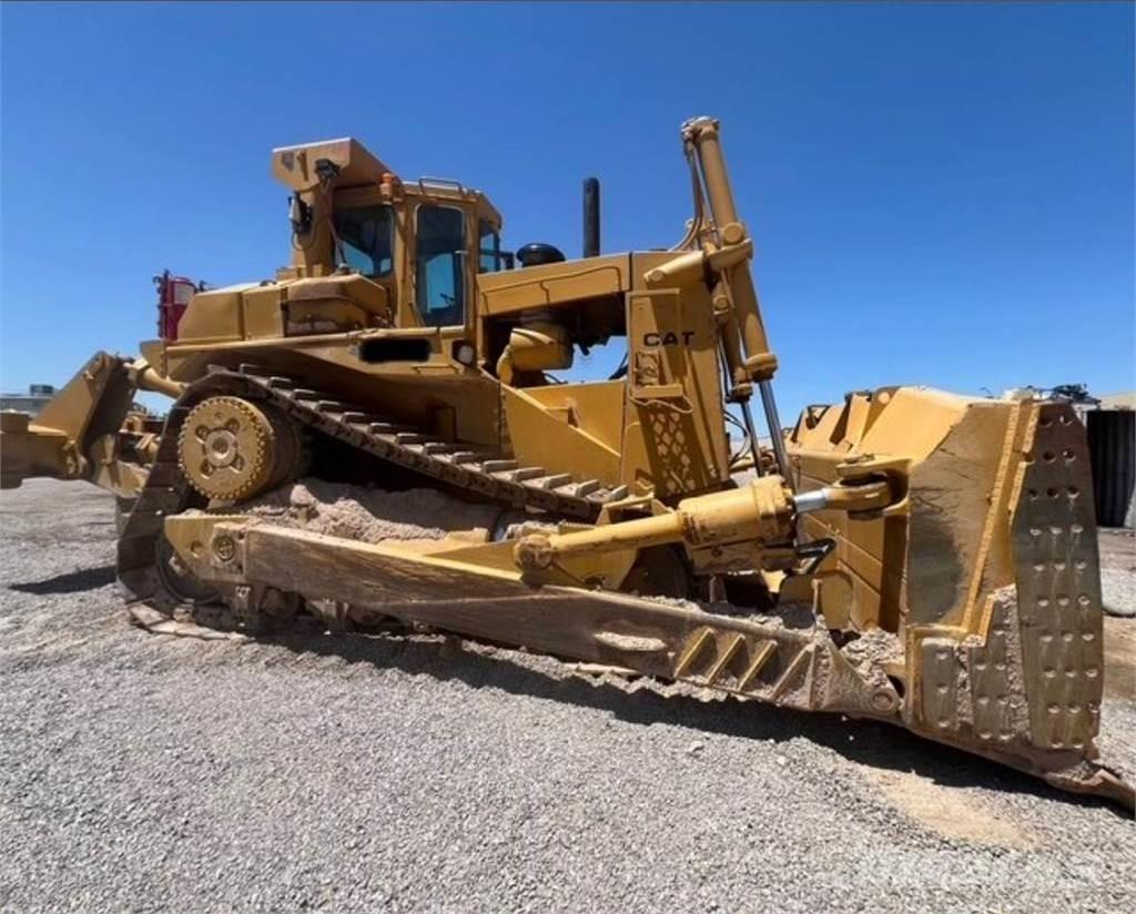 CAT D9L Pásové dozery