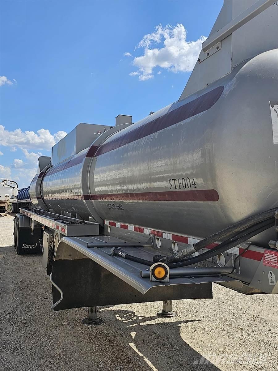  Comptank Cisternové přívěsy