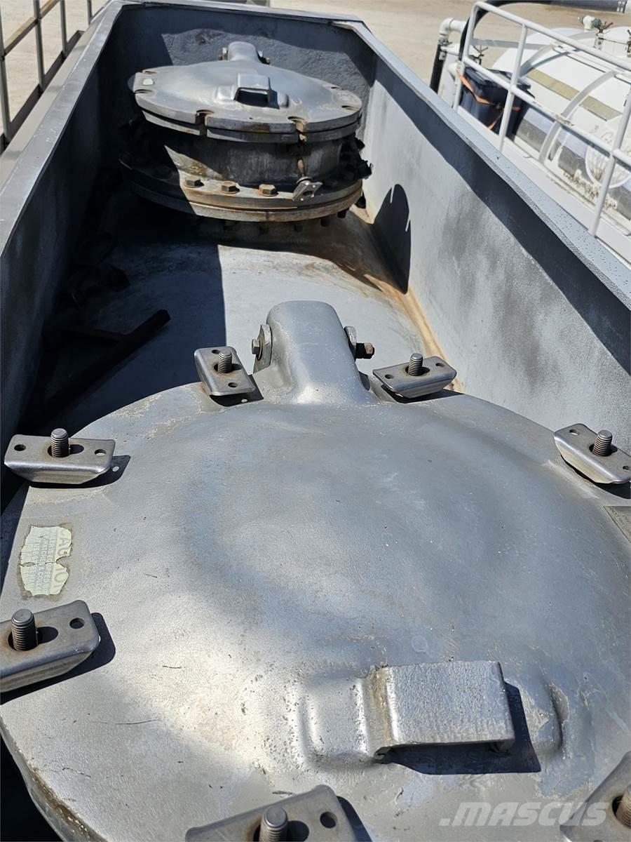  Comptank Cisternové přívěsy