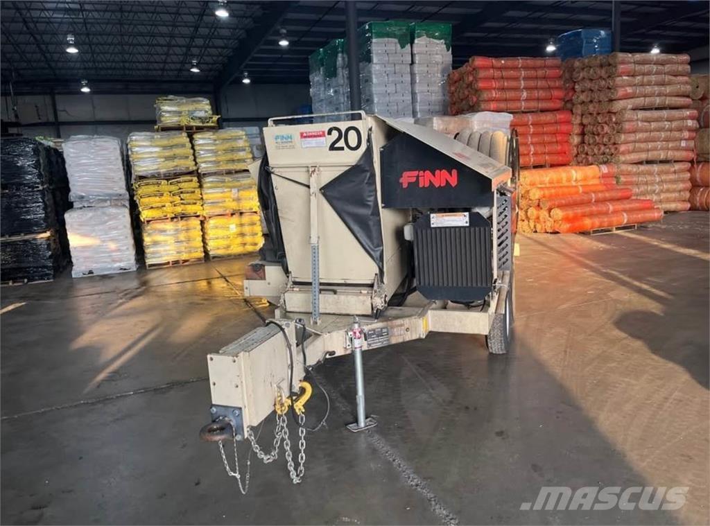 Finn BB302 Komunální / Multi-užitková vozidla