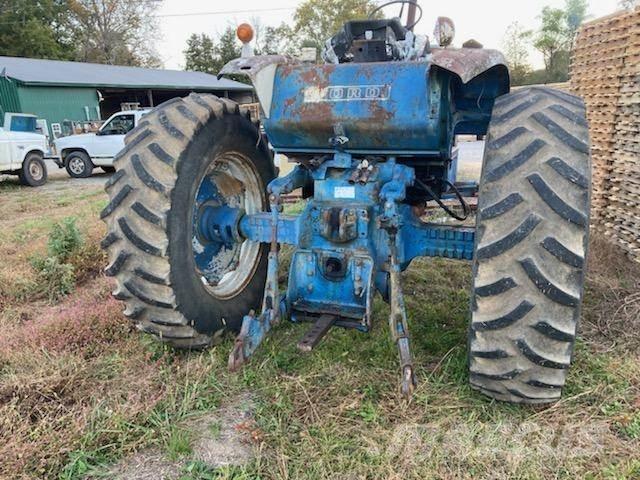 Ford 8000 Traktory