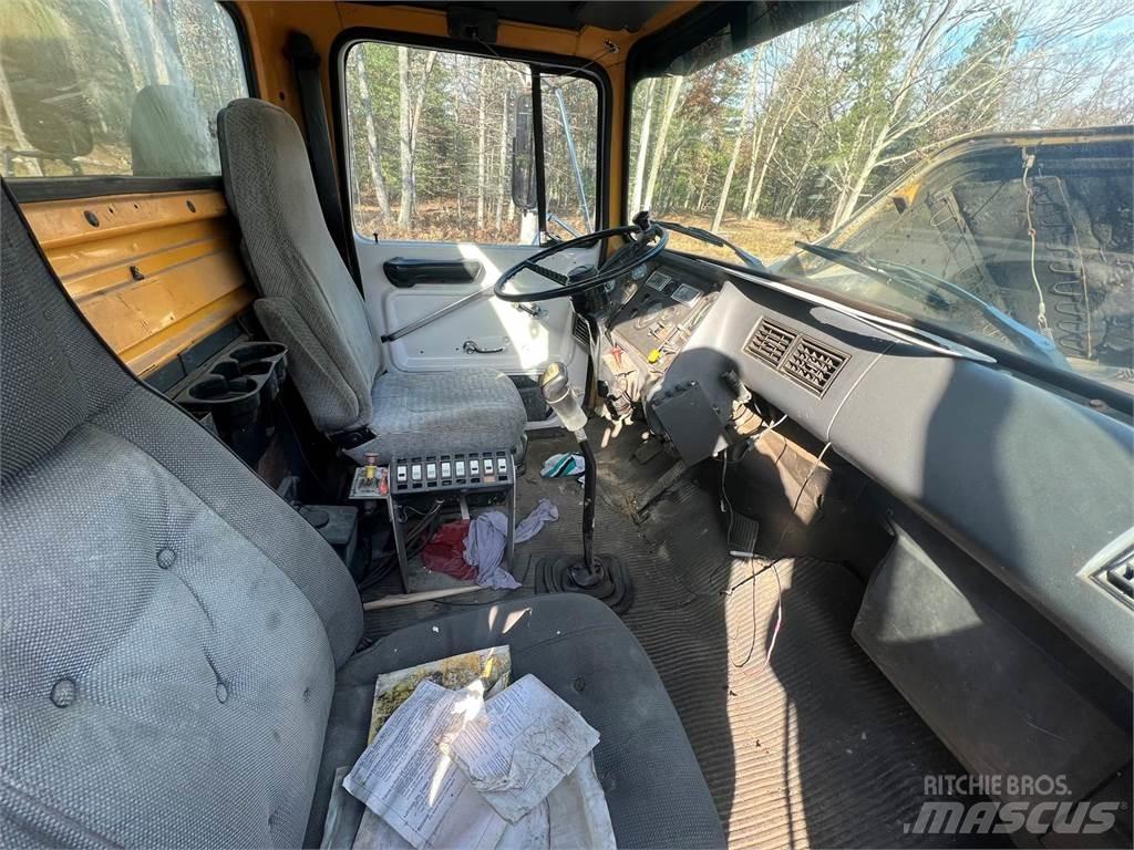 Ford 8000 Komunální / Multi-užitková vozidla