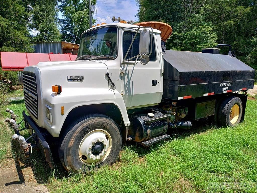 Ford 8000 Cisternové vozy