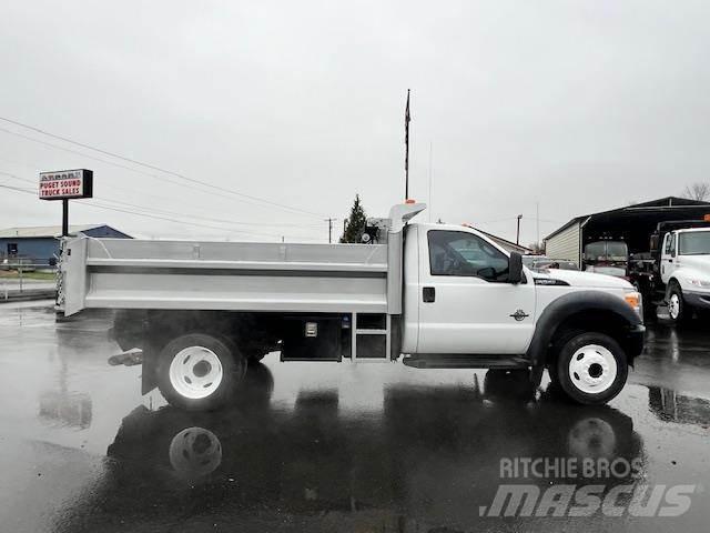 Ford F-550 Sklápěče