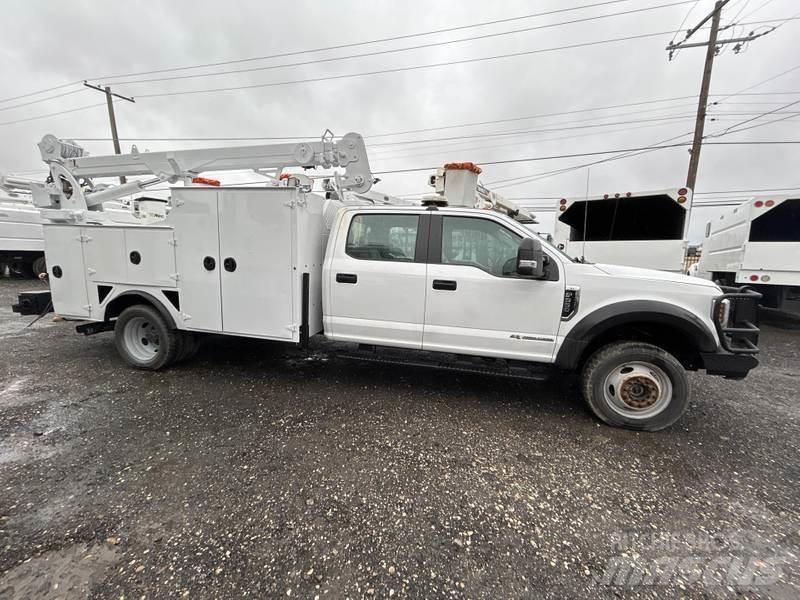 Ford F-550 Komunální / Multi-užitková vozidla