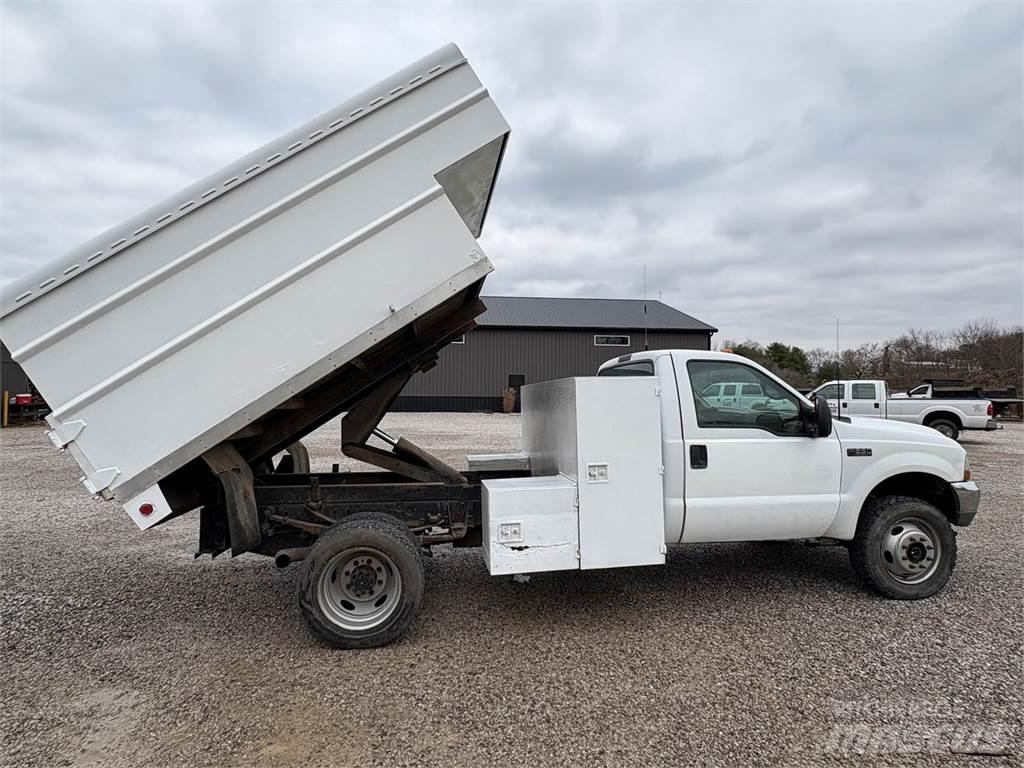 Ford F-550 Komunální / Multi-užitková vozidla
