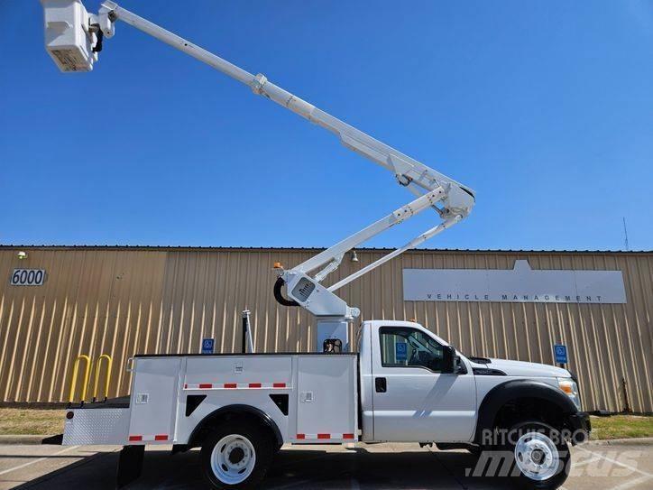 Ford F - 550 Autoplošiny