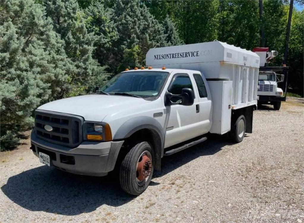 Ford F-550 Vozy na dřevní štěpku