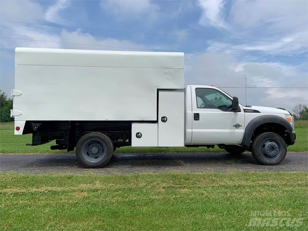 Ford F-550 Vozy na dřevní štěpku