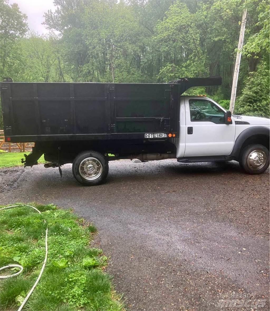 Ford F-550 Sklápěče