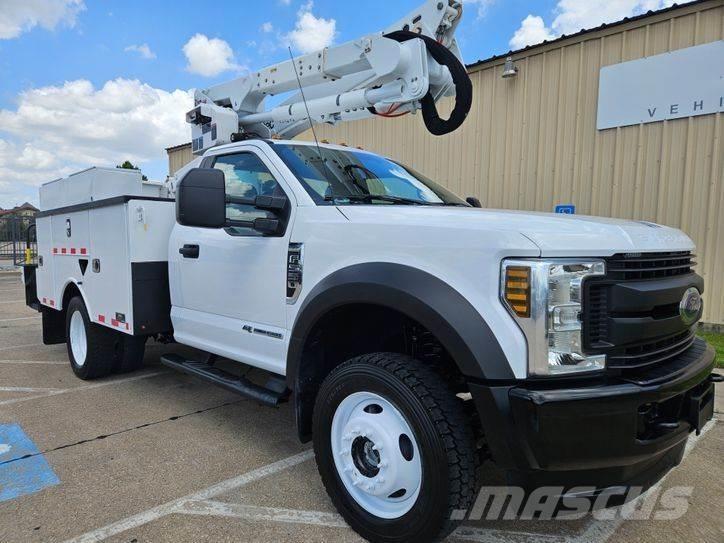 Ford F-550 Autoplošiny