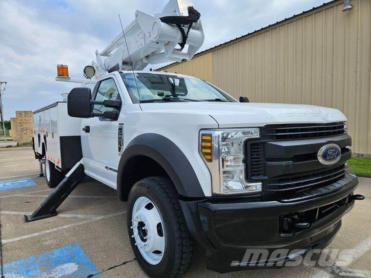 Ford F-550 Autoplošiny