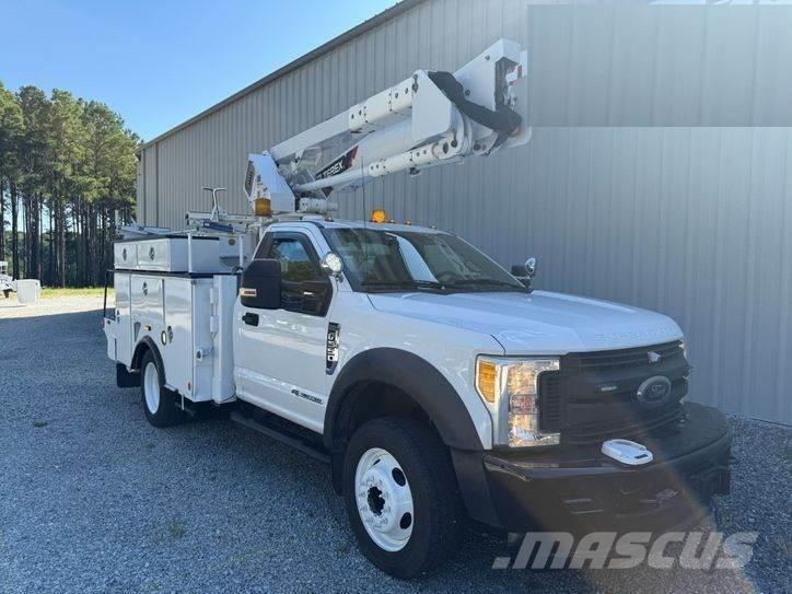 Ford F-550 Autoplošiny