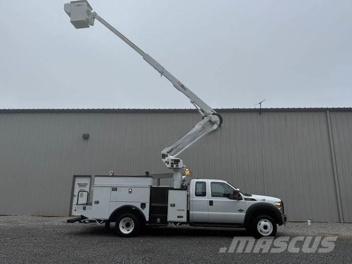 Ford F-550 Autoplošiny