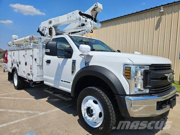 Ford F-550 Autoplošiny