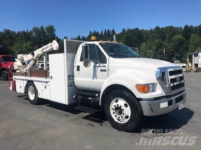 Ford F-650 Komunální / Multi-užitková vozidla