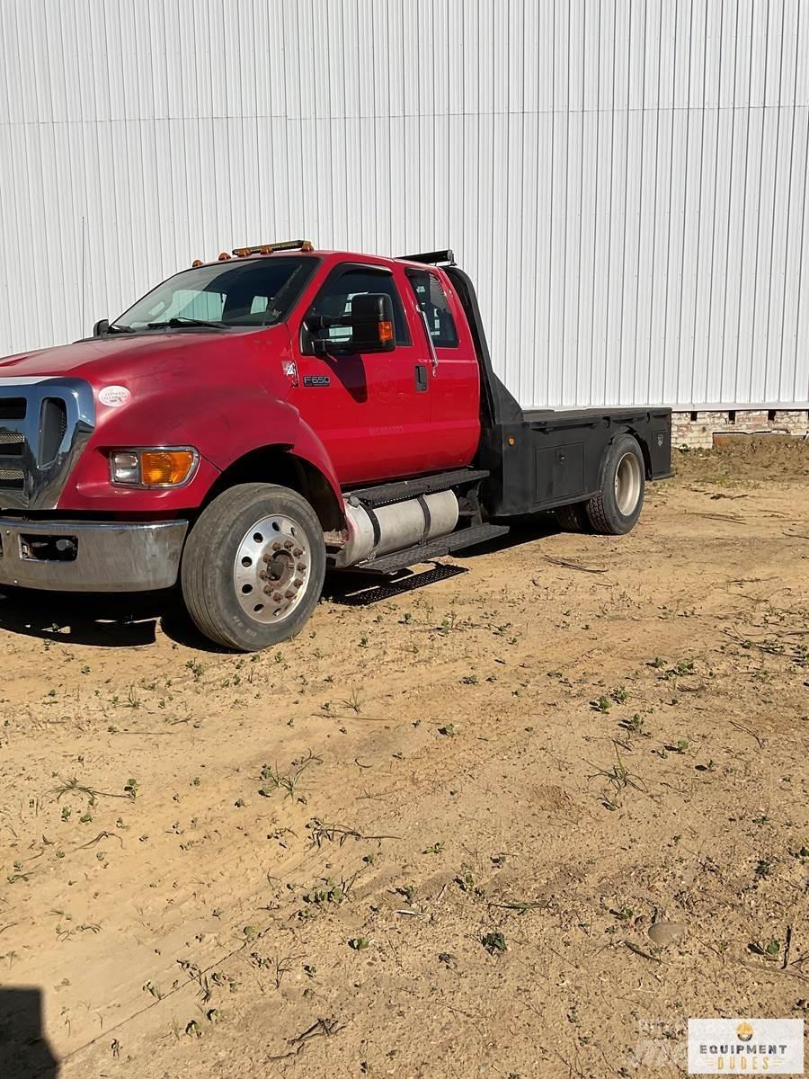 Ford F-650 Komunální / Multi-užitková vozidla