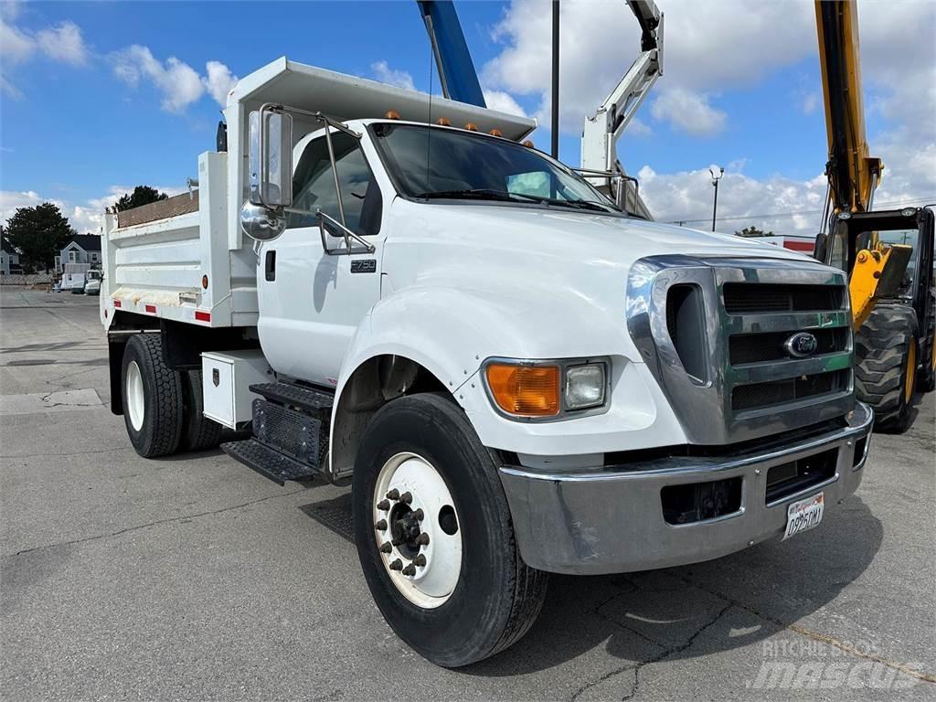 Ford F-750 Sklápěče