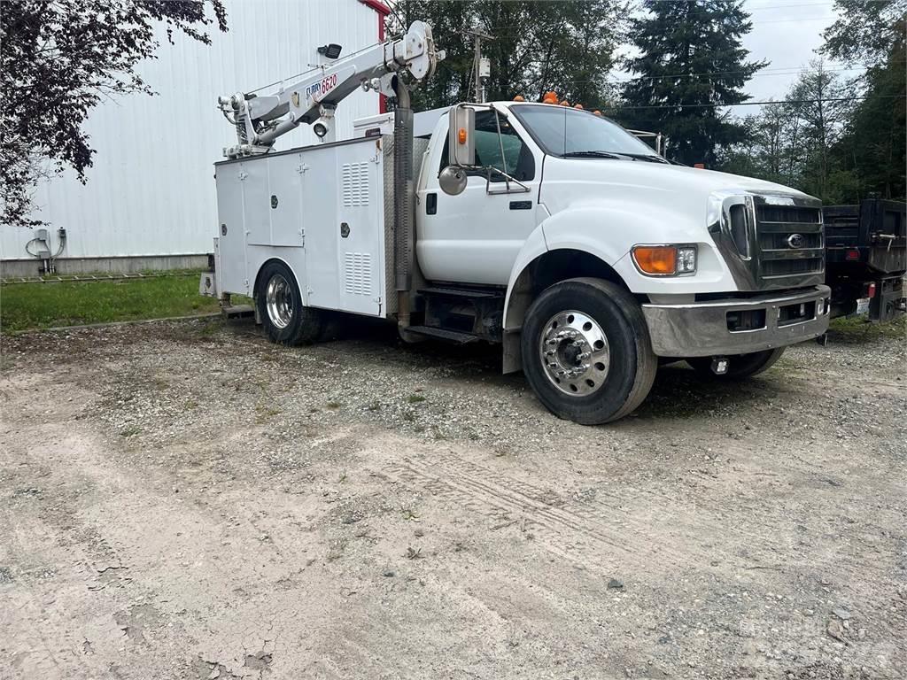 Ford F-750 Komunální / Multi-užitková vozidla