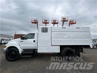 Ford F-750 Vozy na dřevní štěpku