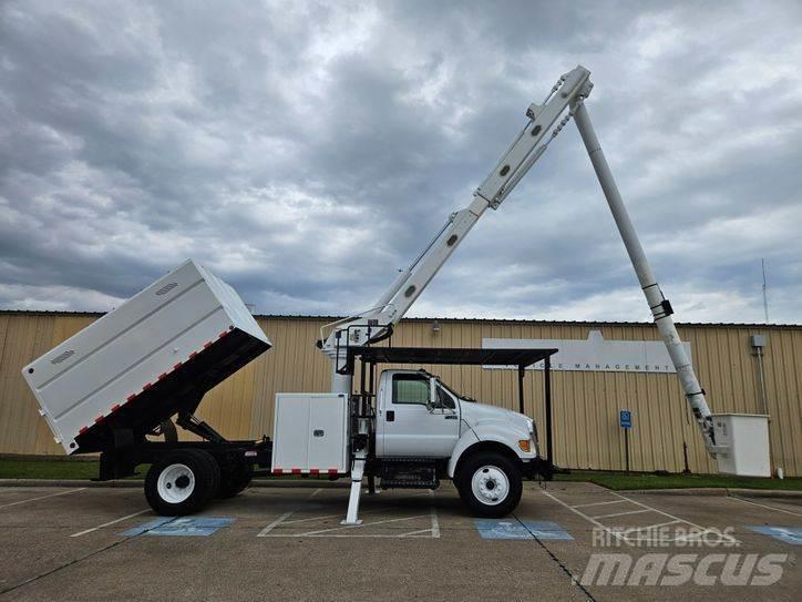 Ford F-750 Autoplošiny
