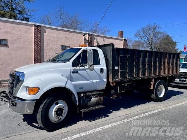 Ford F-750 Sklápěče