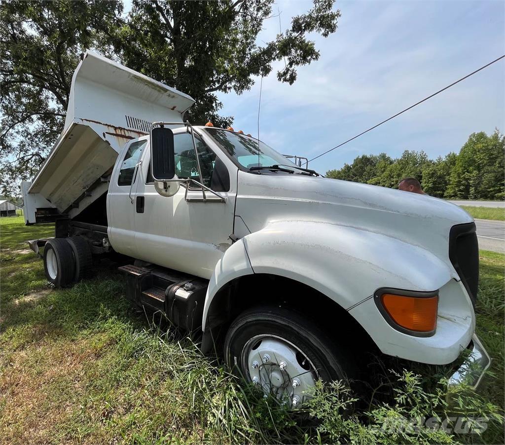 Ford F-750 Sklápěče