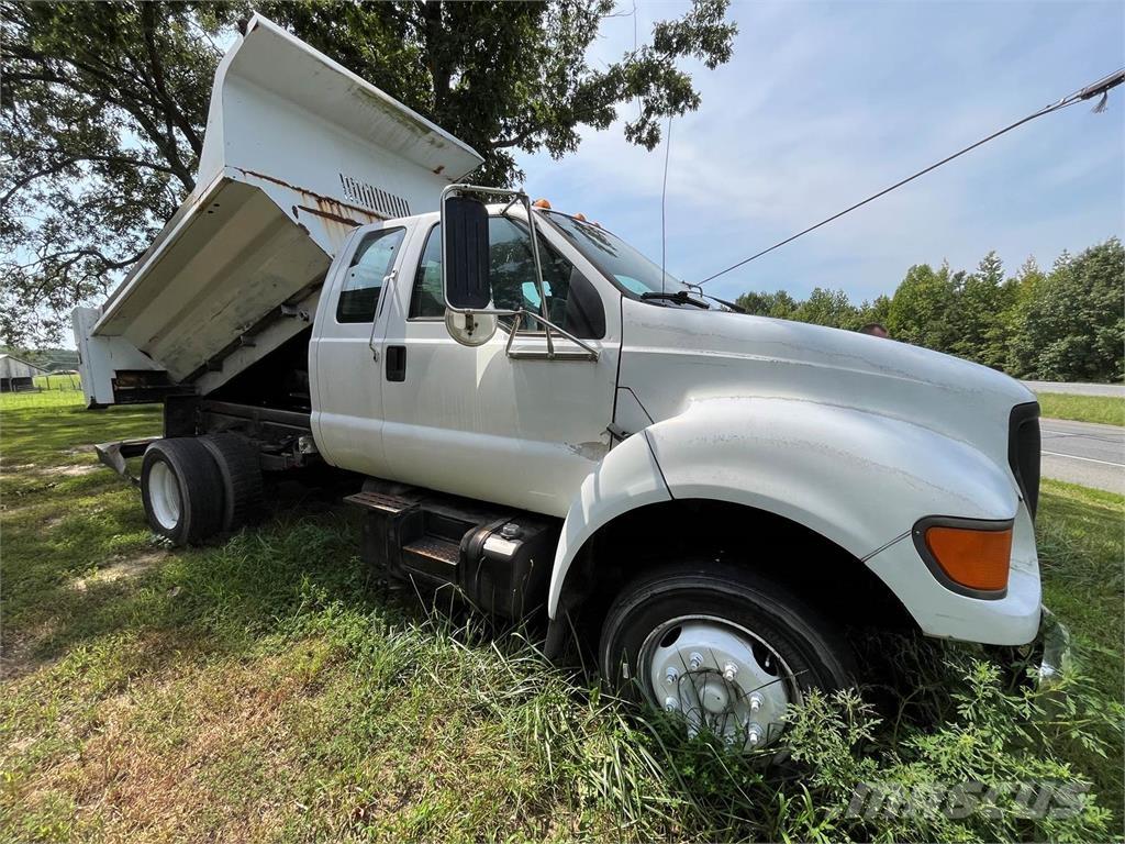 Ford F-750 Sklápěče