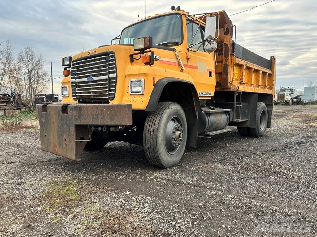 Ford L8000 Sklápěče