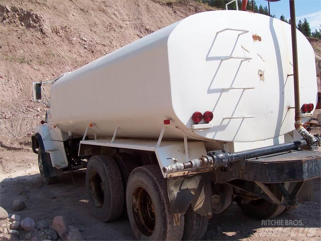 Ford LTS8000 Cisternové vozy