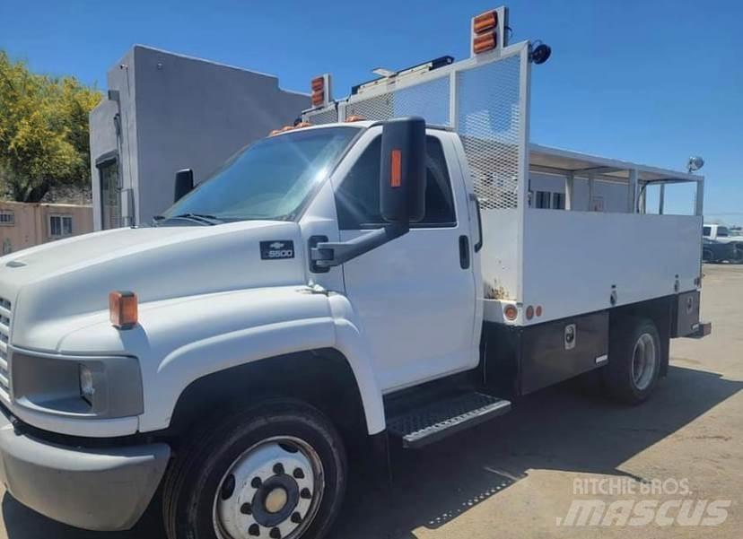GMC 5500 Autojeřáby, hydraulické ruky