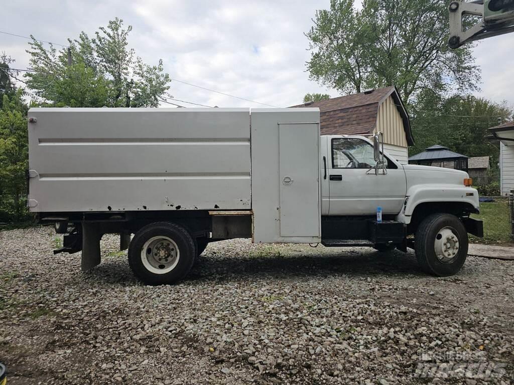 GMC C6000 Vozy na dřevní štěpku