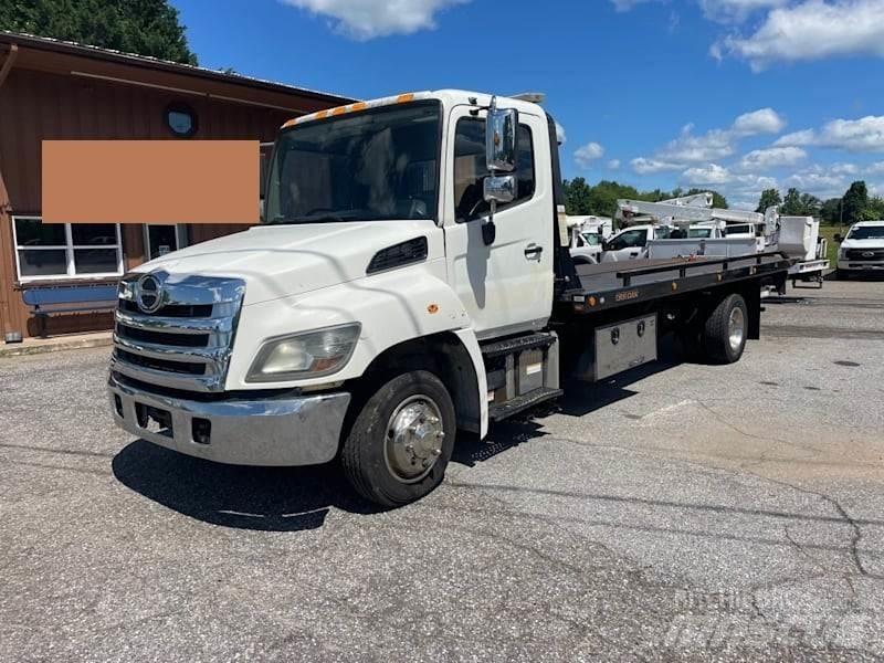 Hino 258 Nákladní vozy na přepravu automobilů