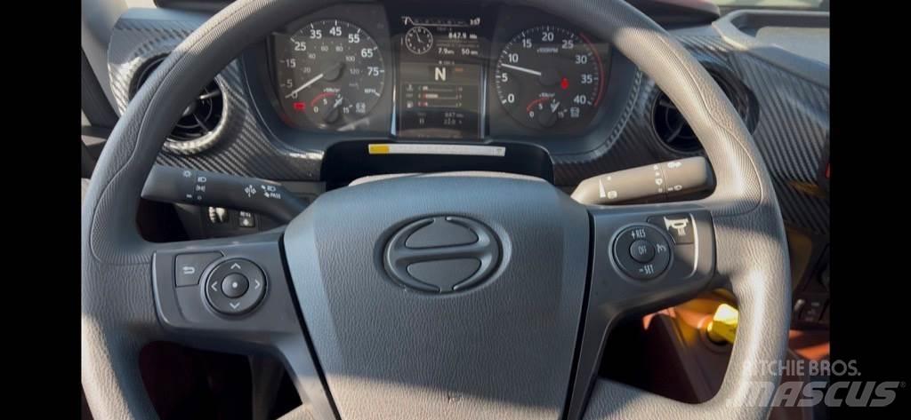 Hino L6 Skříňová nástavba