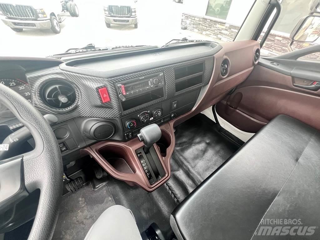 Hino L6 Skříňová nástavba