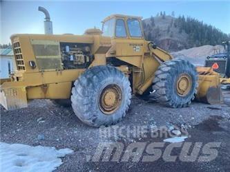 Hough H120 Kolové nakladače
