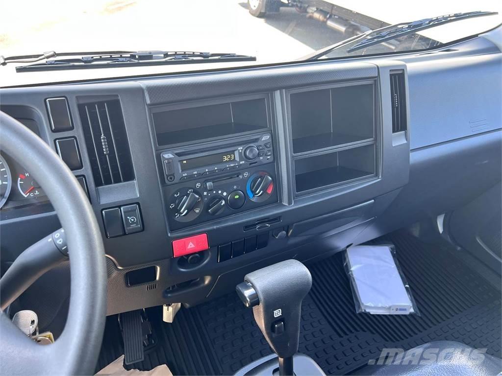 Isuzu NPR Pick up/Valník