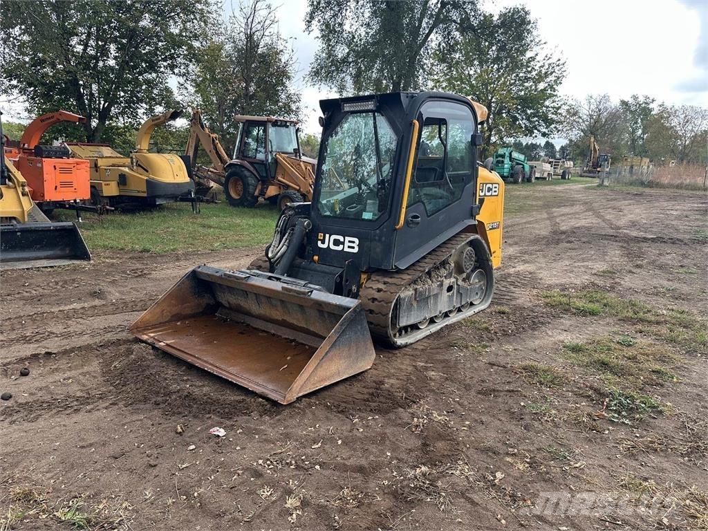JCB 215T Smykem řízené nakladače