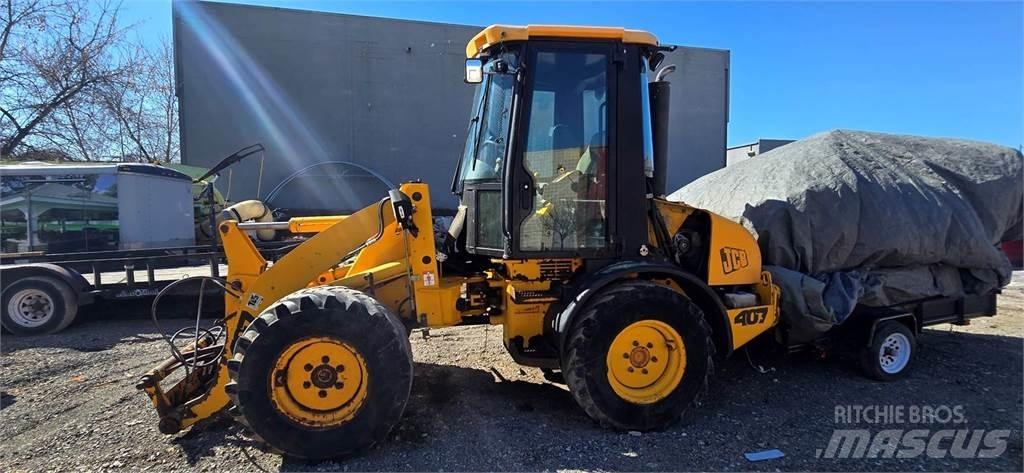 JCB 407 Kolové nakladače