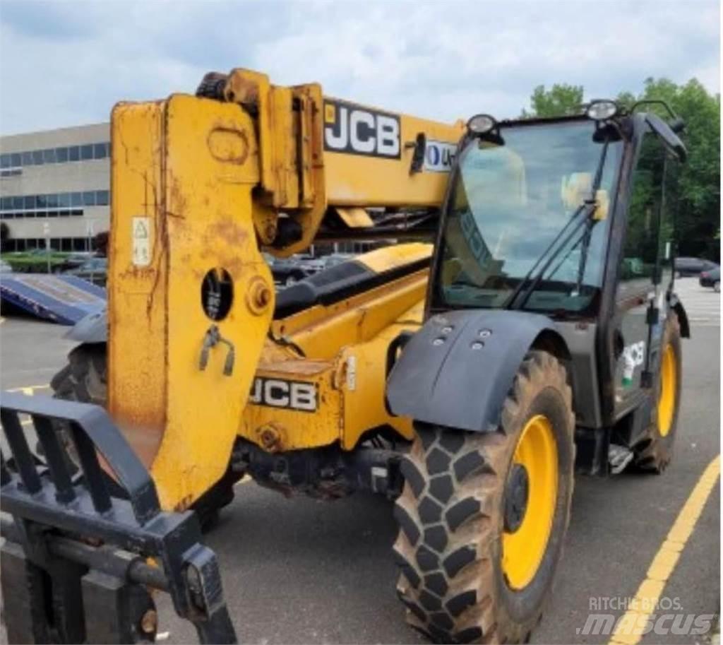 JCB 506-36 Teleskopické manipulátory